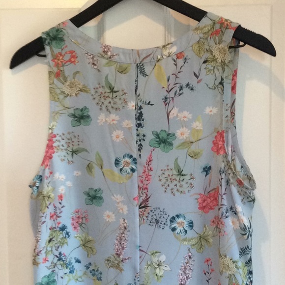 Sanctuary bottom back slit tank top - Picture 4 of 6